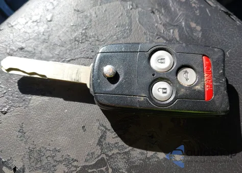 2010 Acura Tsx 2.4 z USA, uszkodzony, nr VIN JH4CU2F69AC015829